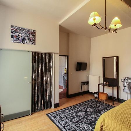 Le Prieure Hotel Noyers-sur-Serein Buitenkant foto