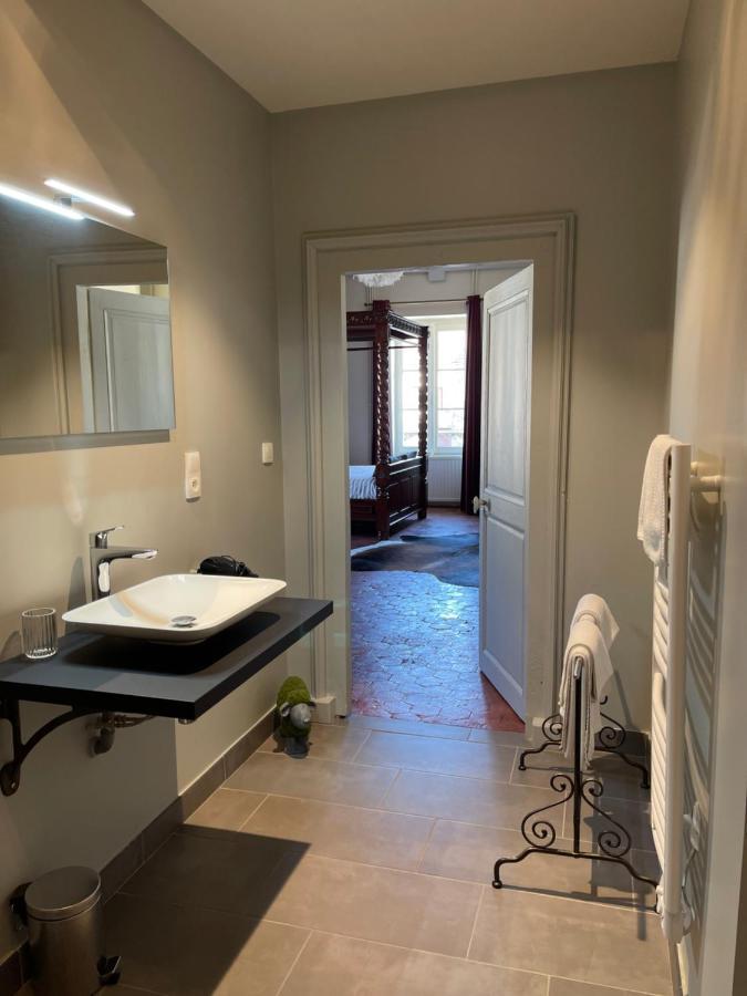 Le Prieure Hotel Noyers-sur-Serein Buitenkant foto